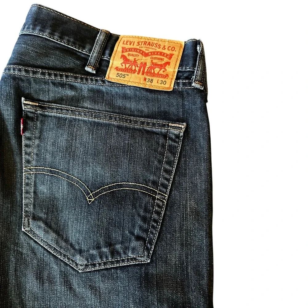 Levi's 505 Dark‎ Wash Indigo Regular Fit Straight Leg Denim Jeans Men's 38x30